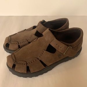 Teva women’s Brown Crete Leather Fisherman Sandals sz 7